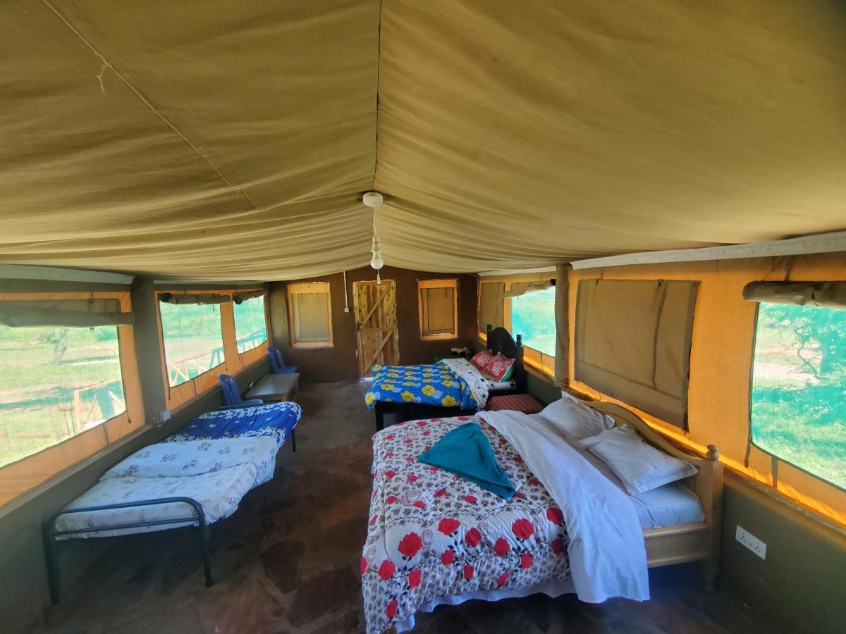 Bed and Breakfast Semadep Safari Camp Sekenani Экстерьер фото